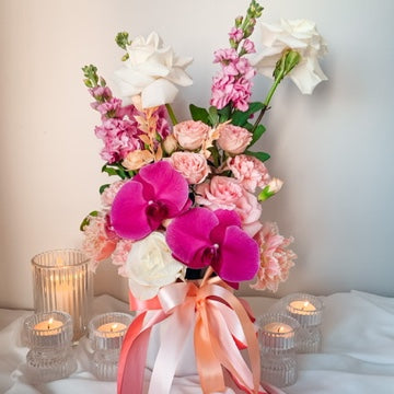 BEAUTIFUL KISSES •  Vase Arrangement