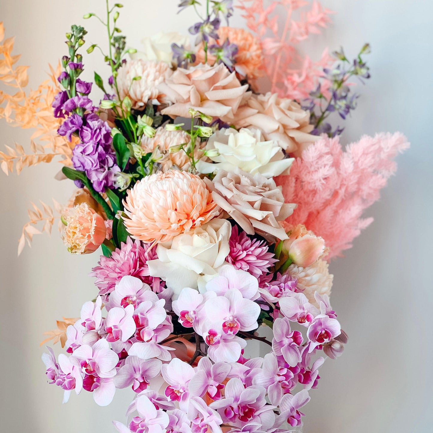 LOVELY KISSES • Prettiest Pastel Luxury Bouquet